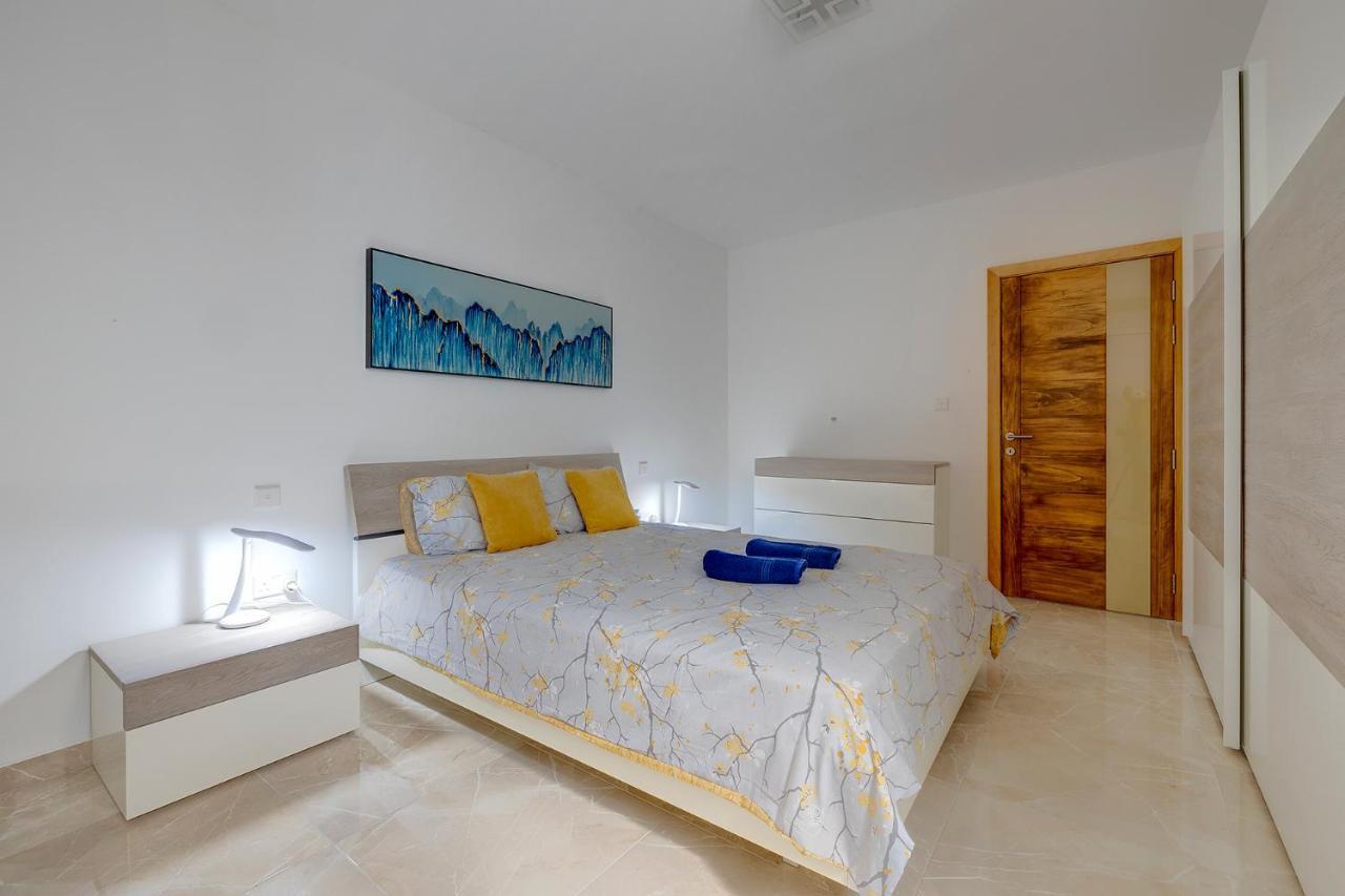 Modern 2Br Apartment In Central St Julian'S Saint Julian's Dış mekan fotoğraf