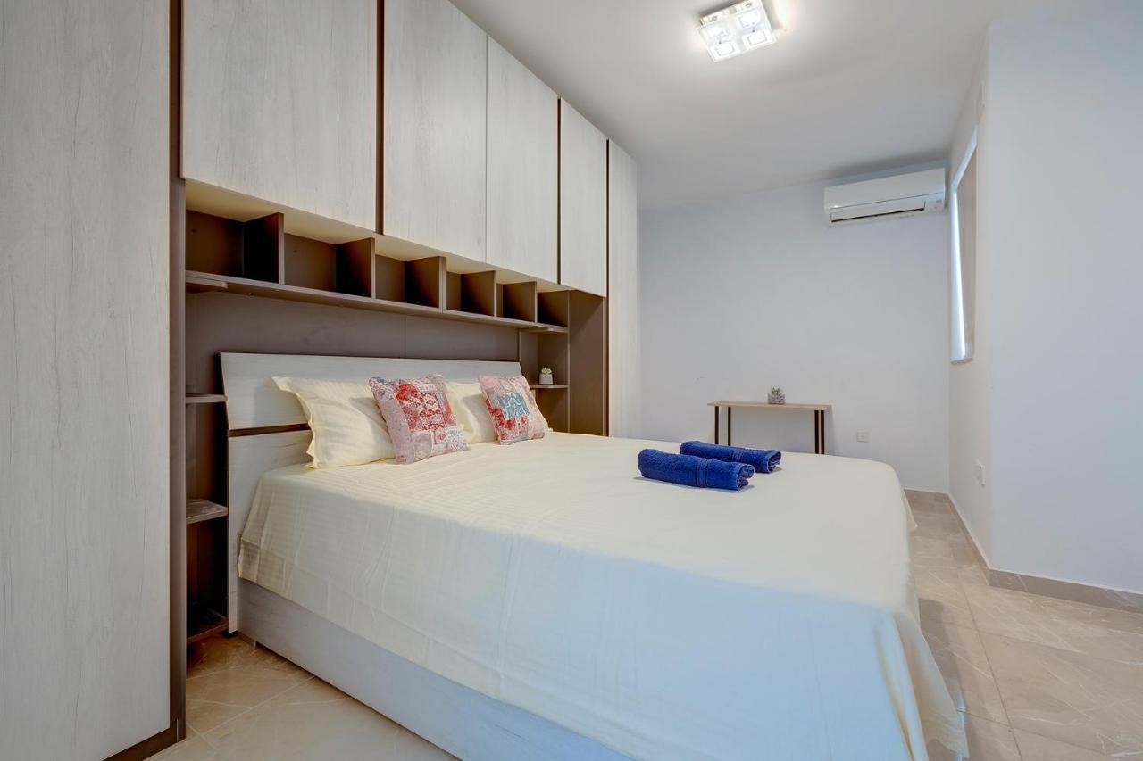 Modern 2Br Apartment In Central St Julian'S Saint Julian's Dış mekan fotoğraf