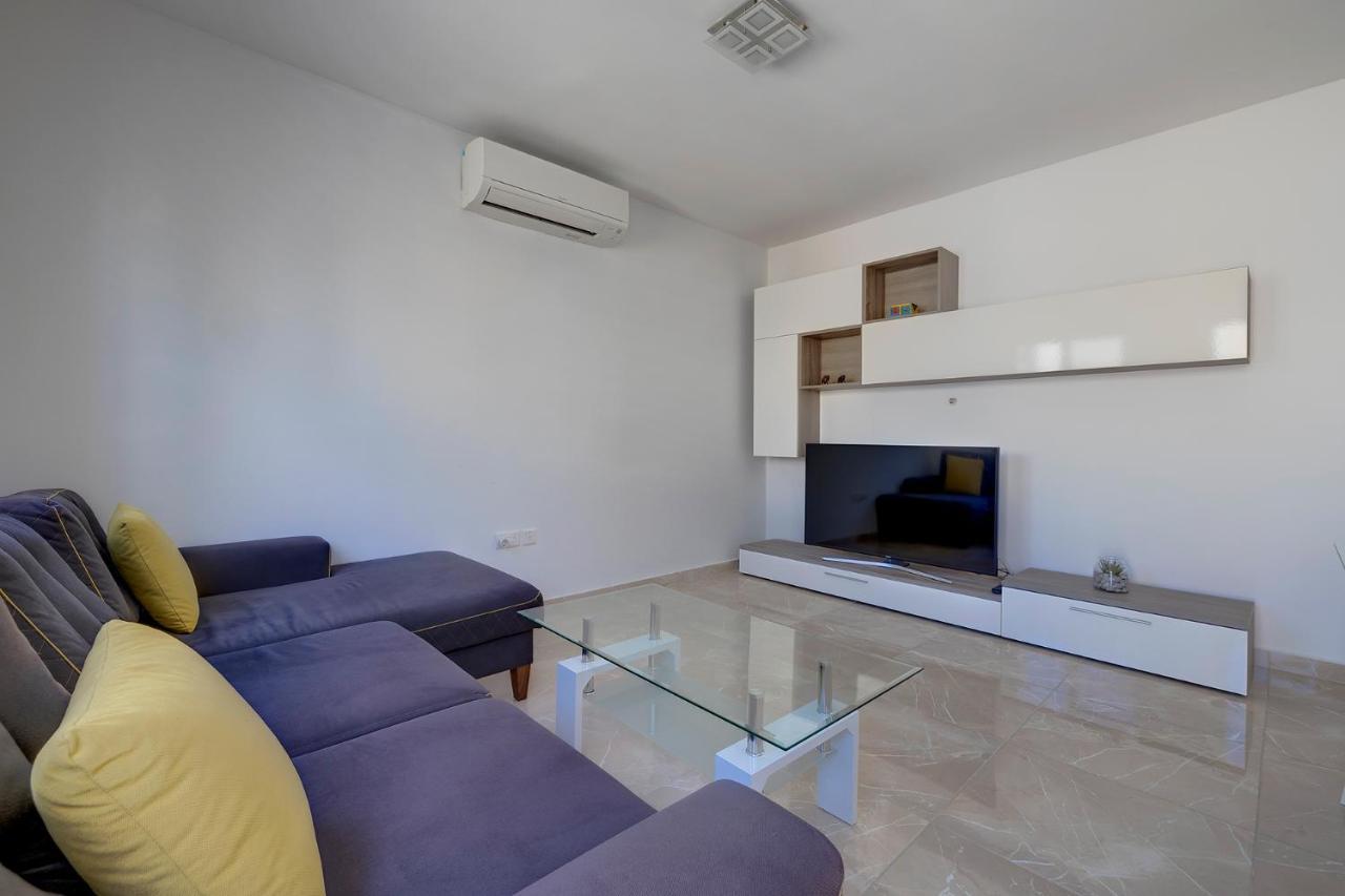 Modern 2Br Apartment In Central St Julian'S Saint Julian's Dış mekan fotoğraf