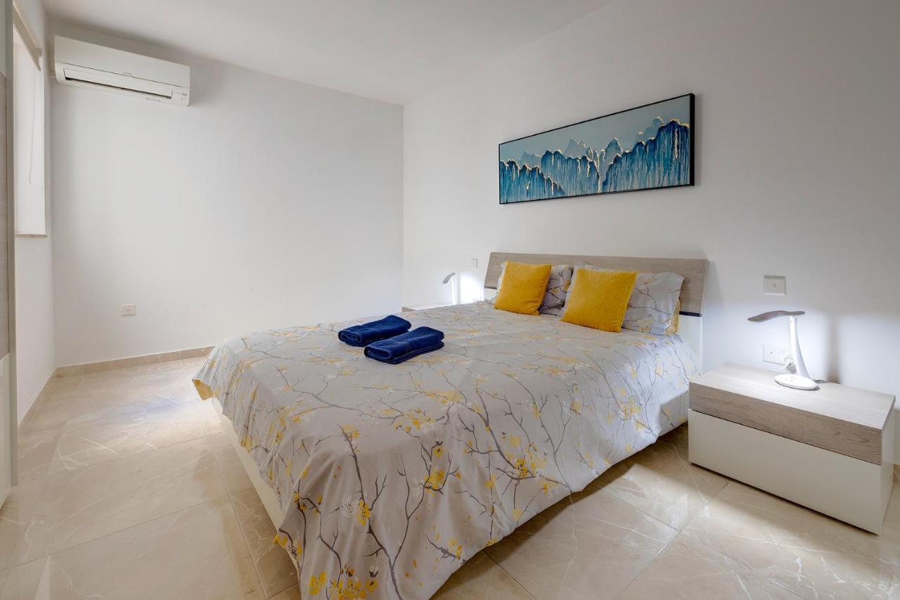 Modern 2Br Apartment In Central St Julian'S Saint Julian's Dış mekan fotoğraf